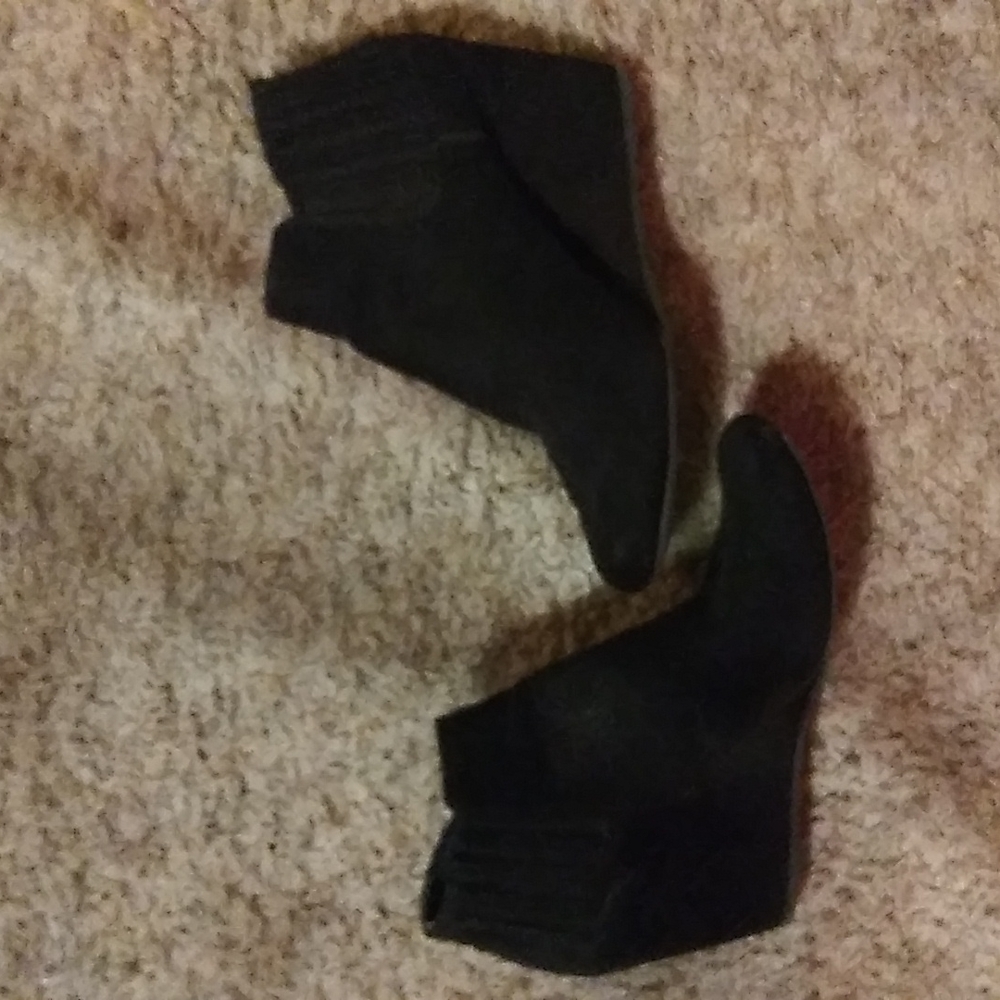 Dolcetta, Black leather wedge ankle boots, size 10